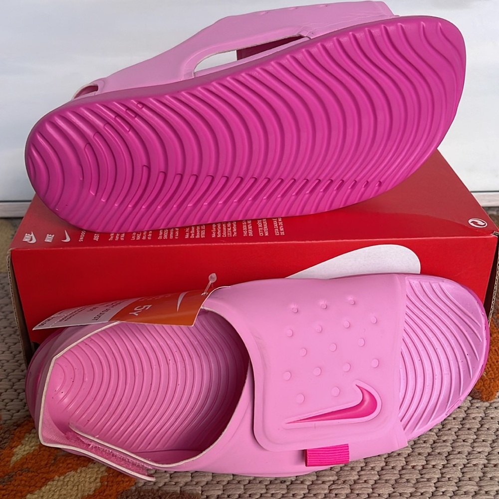 NIKE SUNRAY ADJUST 5 (GS/PS)
PSYCHIC PINK/LASER FUCHSIA Sandals - Picture 3 of 16